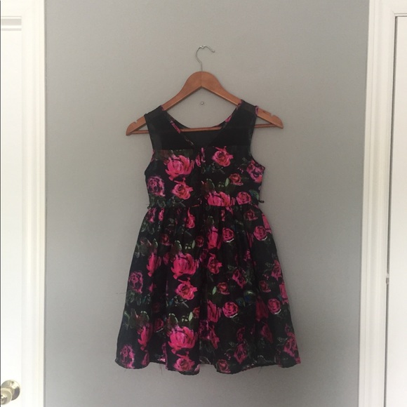 Black Floral Dress - Picture 4 of 6